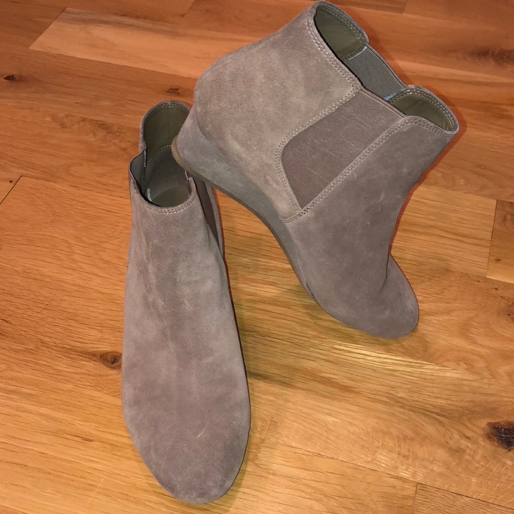 Nine West suede wedge booties